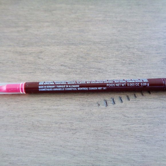 🎁 Annabelle Skinny Brow Liner FREE WITH PURCHASE - Picture 3 of 4
